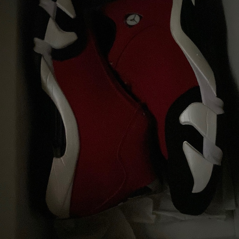 jordan 14s size 8.5 color red and black in great condition
